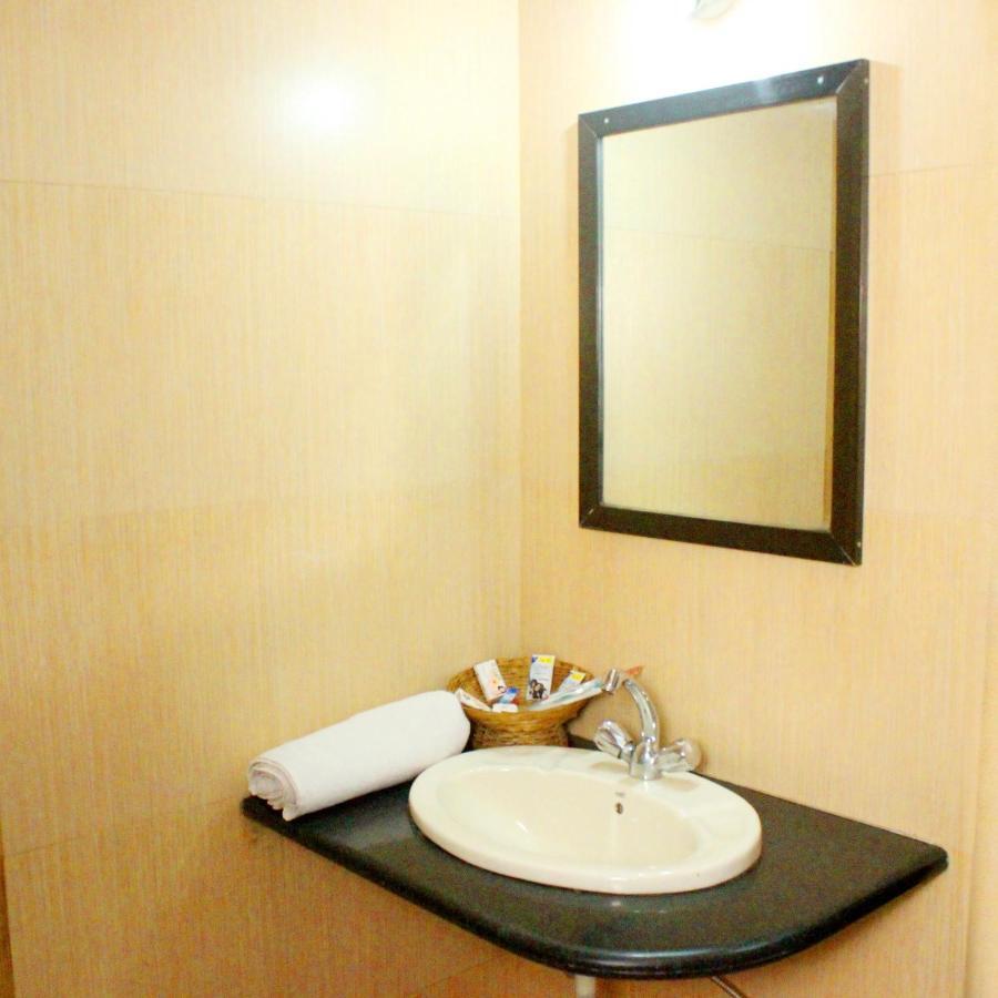 Hotel Manik Moti Lonavala Exteriér fotografie