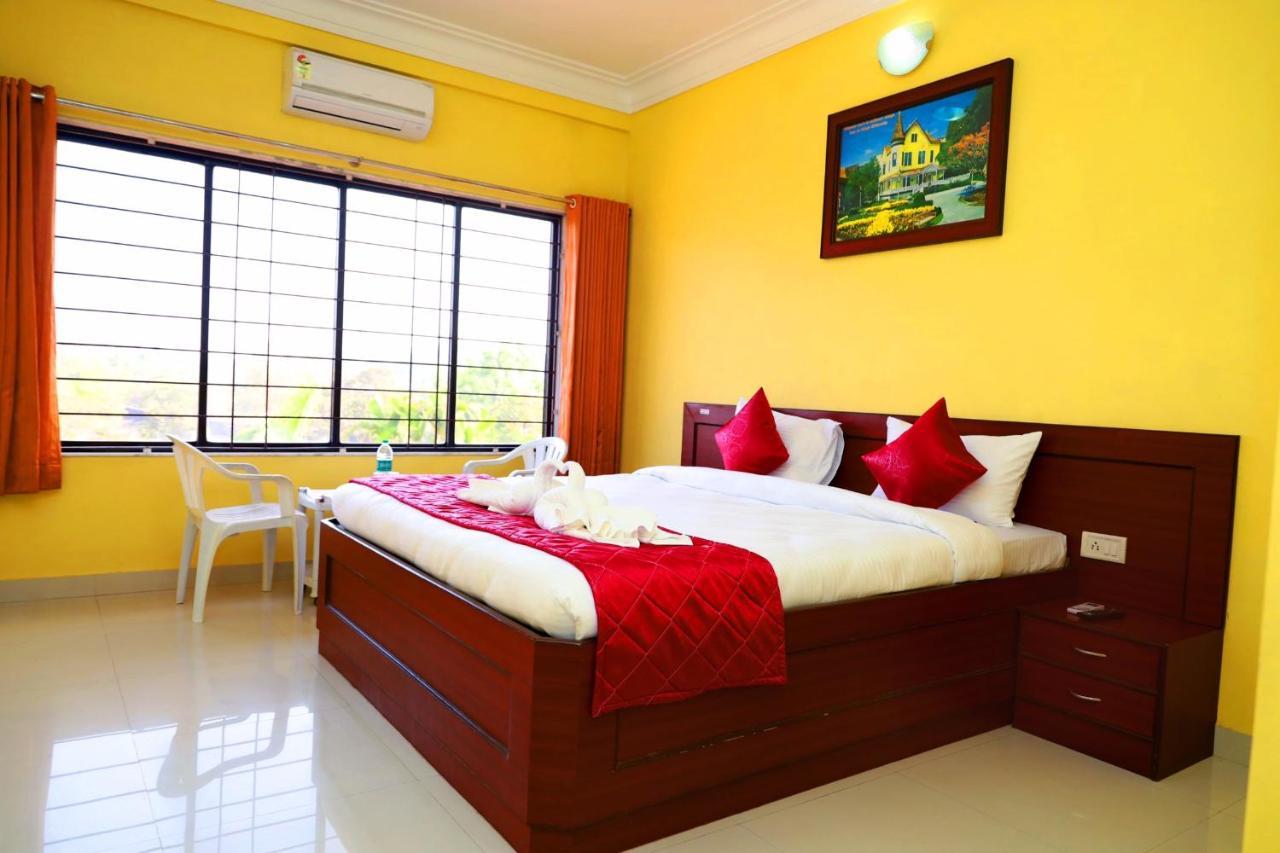 Hotel Manik Moti Lonavala Exteriér fotografie